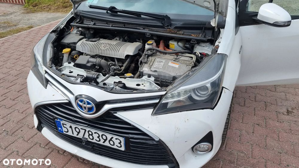 Toyota Yaris 1.5 VVT-i Comfort - 27