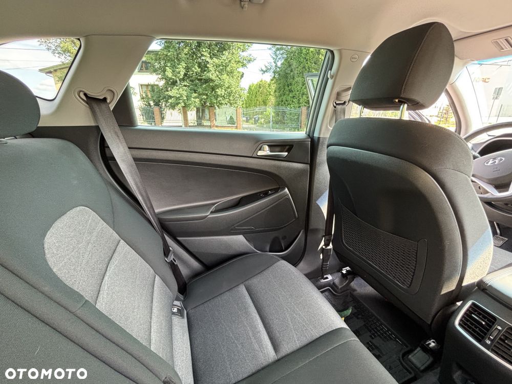 Hyundai Tucson 1.6 GDI BlueDrive Comfort 2WD - 13