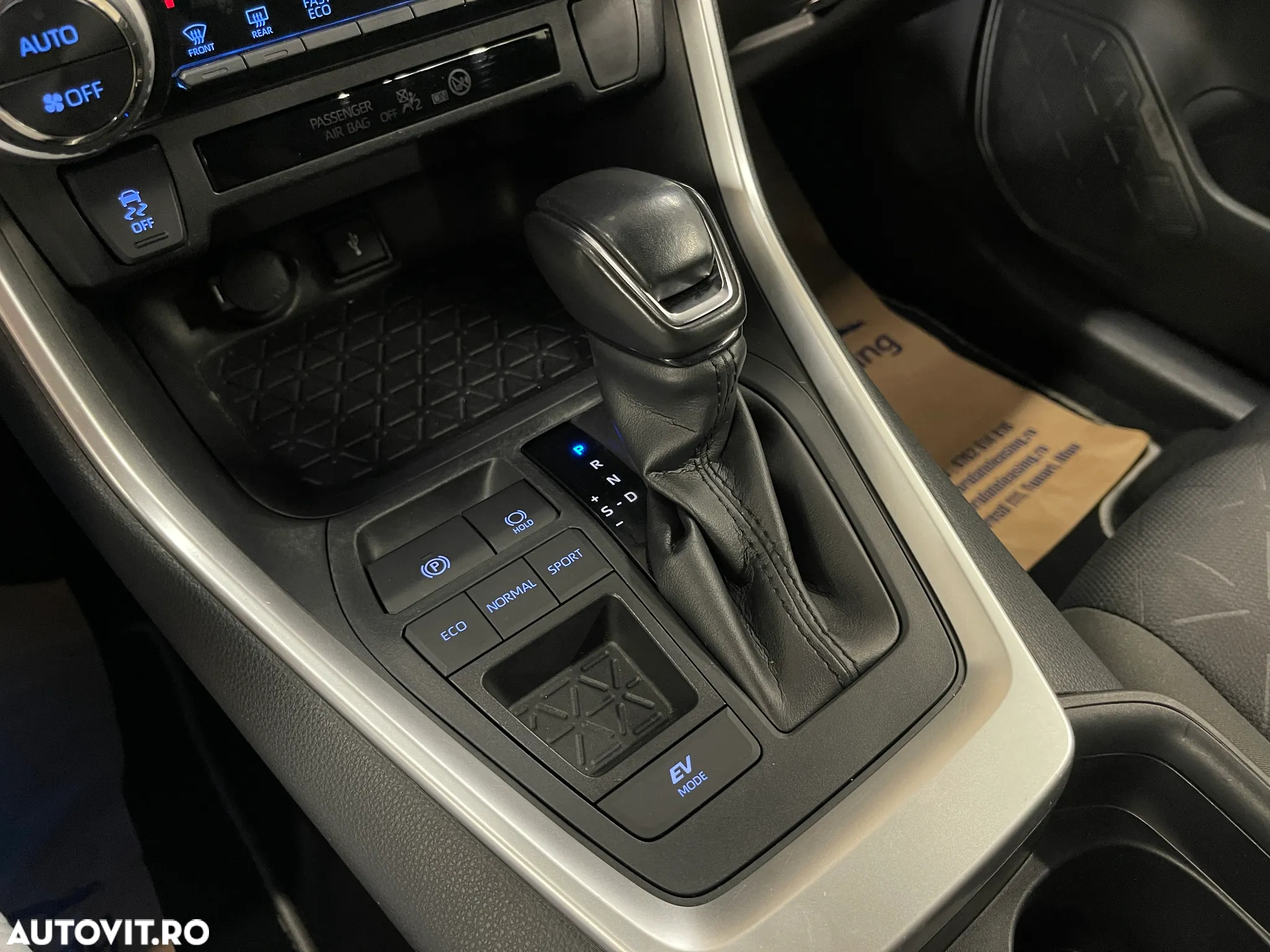 Toyota RAV4 - 21