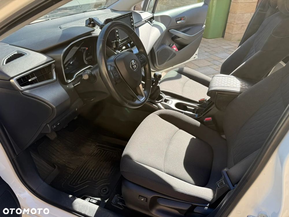 Toyota Corolla 1.6 Comfort - 9