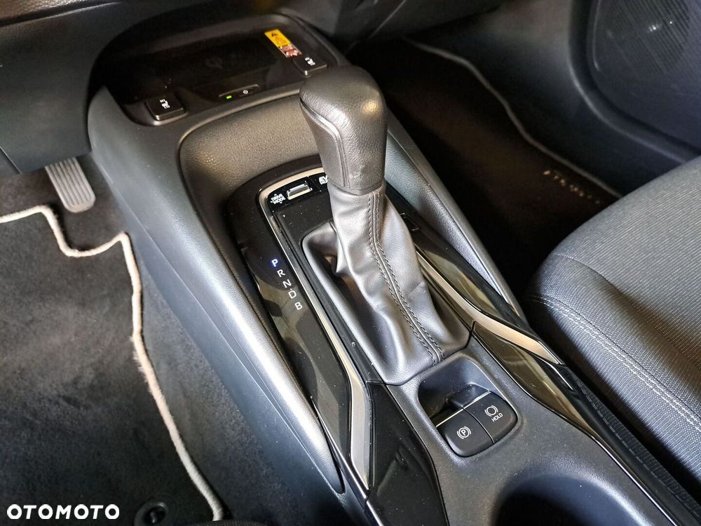 Toyota Corolla 1.8 Hybrid Comfort - 29