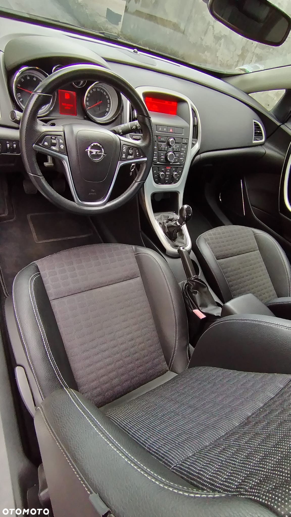 Opel Astra GTC 1.4 Turbo - 6
