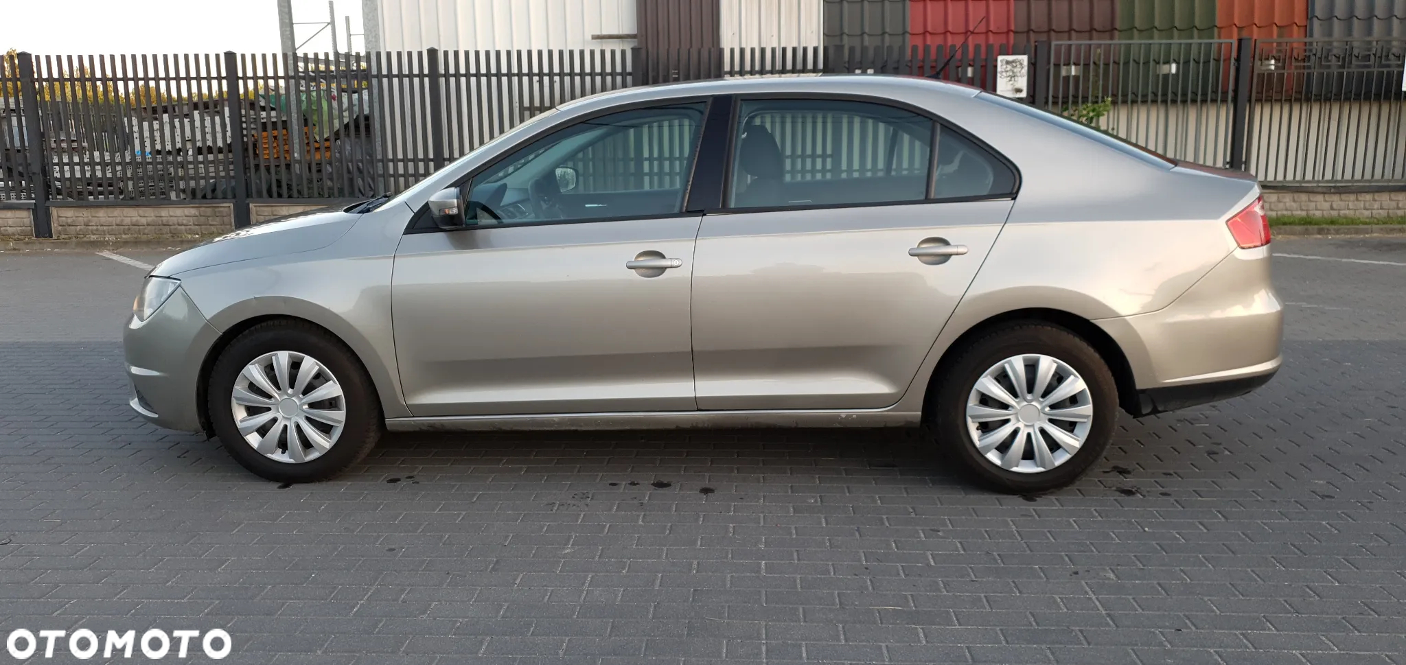 Seat Toledo 1.2 TSI Entry - 5
