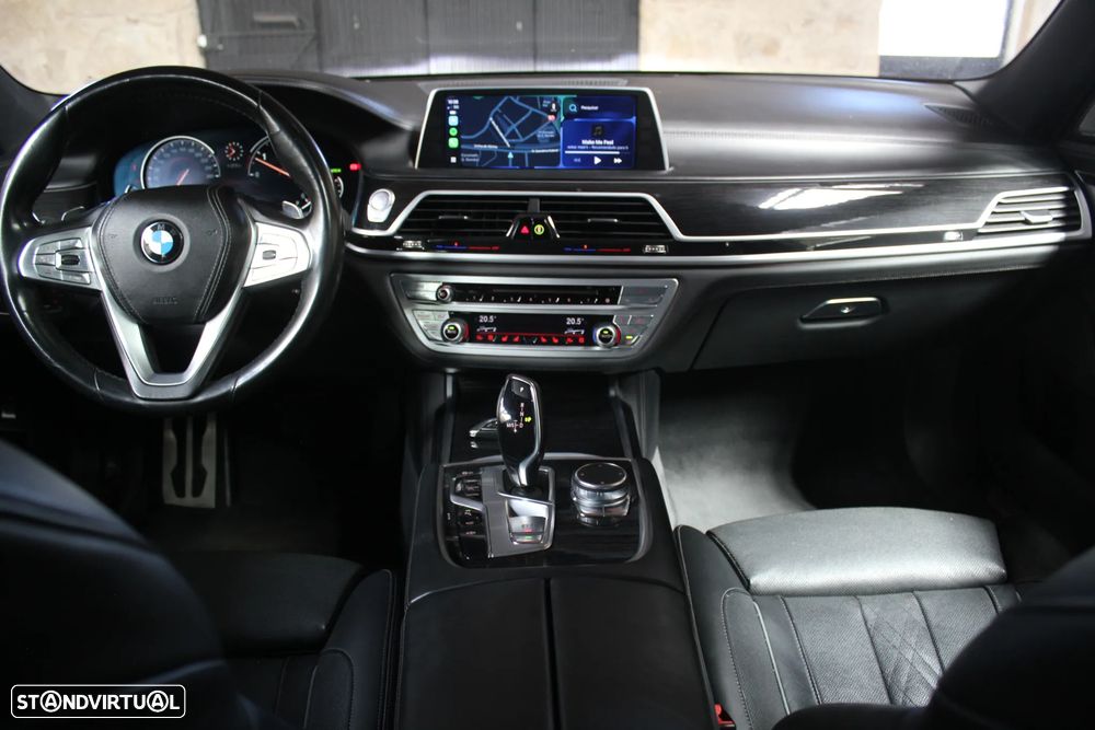 BMW 730 d xDrive Pack M - 7