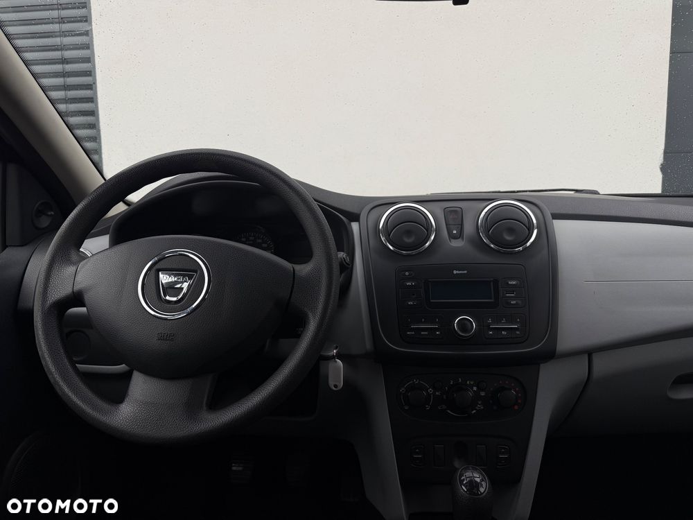 Dacia Sandero 1.2 16V 75 Essentiel - 9