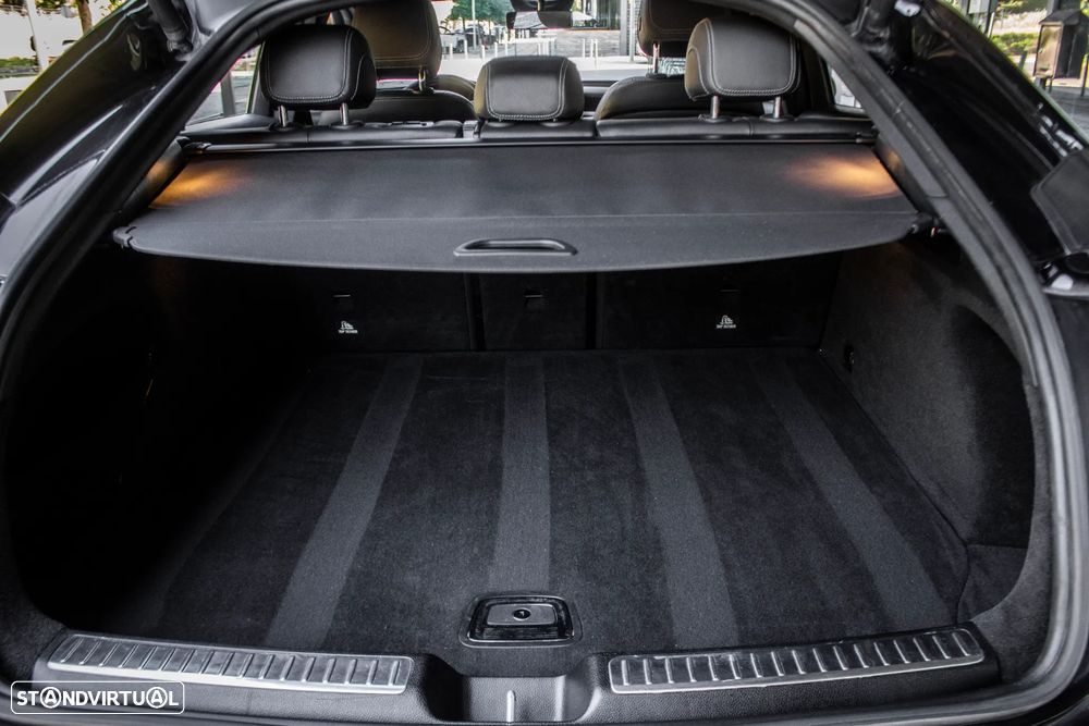 Mercedes-Benz GLC 300 d 4Matic 9G-TRONIC AMG Line - 27