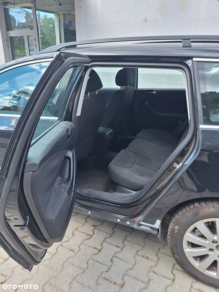 Volkswagen Passat 2.0 TDI Trendline - 8