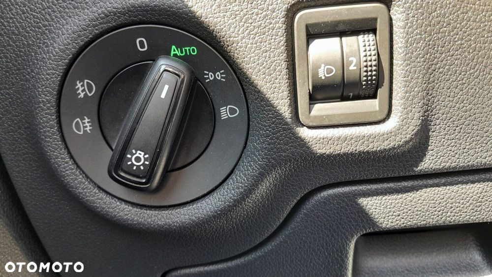 Skoda Fabia 1.0 TSI Selection DSG - 16