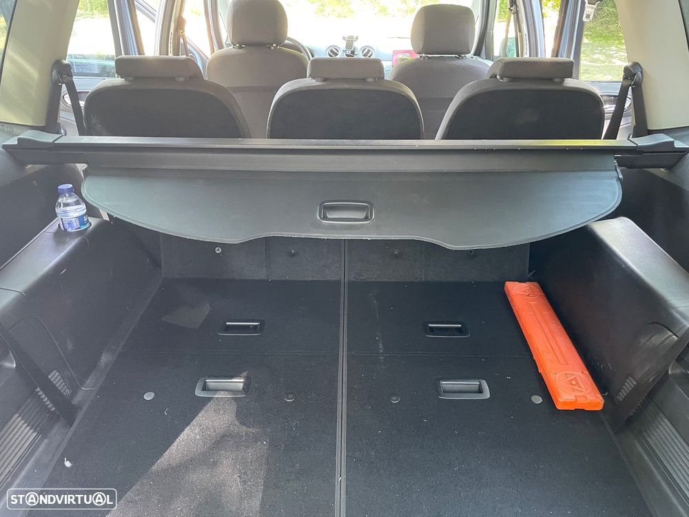 Ford S-Max - 6