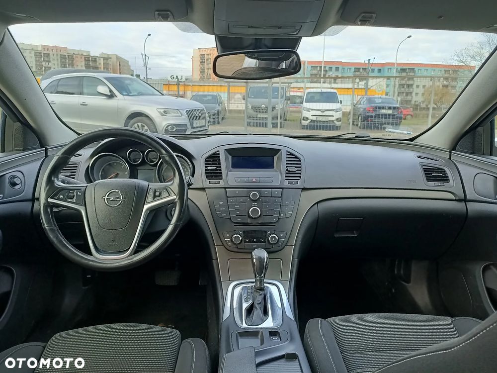 Opel Insignia - 12