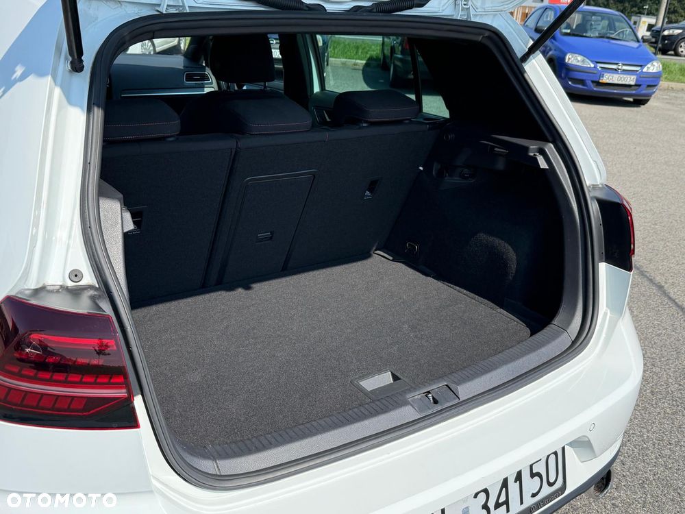 Volkswagen Golf GTI Performance BlueMotion Technology DSG - 12