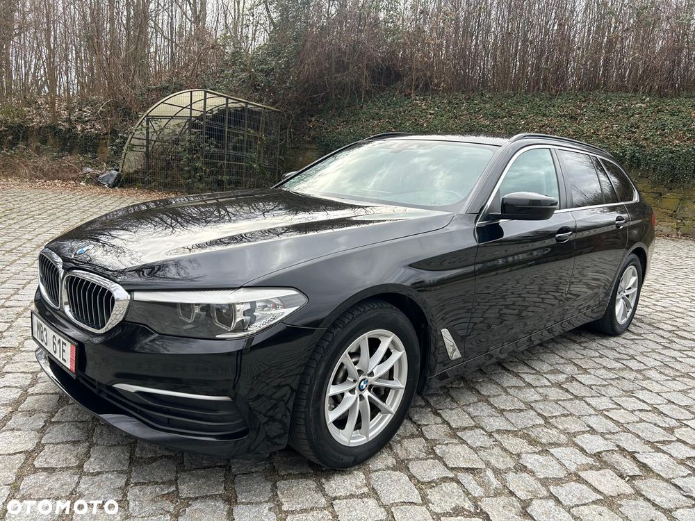 BMW Seria 5 530d xDrive Sport Line - 10