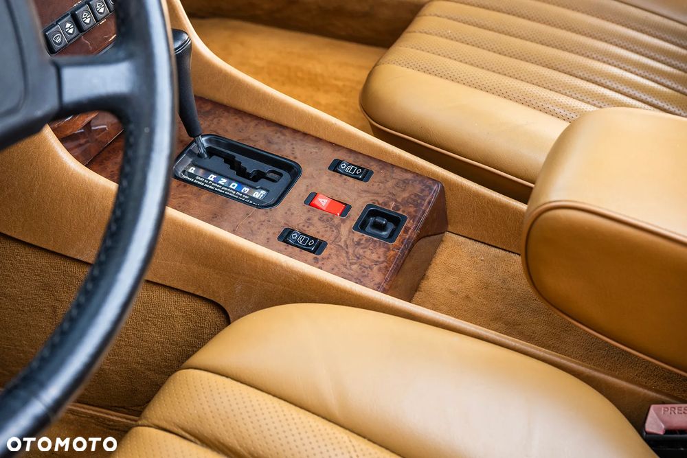 Mercedes-Benz SL - 24