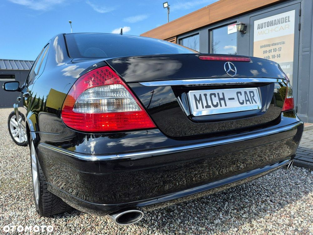 Mercedes-Benz Klasa E - 32