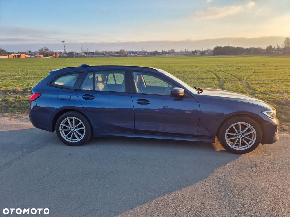 BMW Seria 3 318d Sport Line Shadow - 18