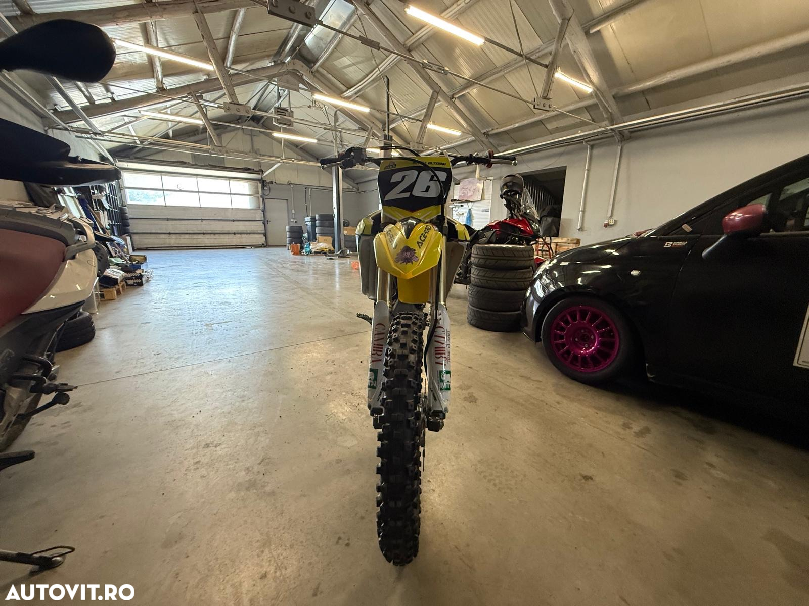 Yamaha YZ 250 F - 4