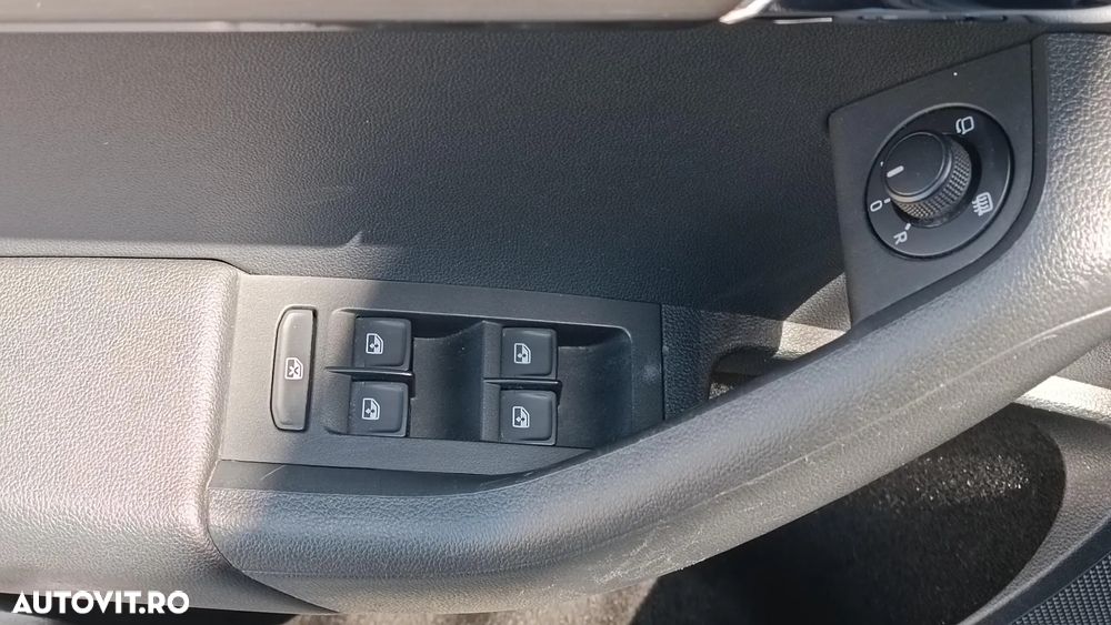 Skoda Octavia 2.0 TDI DSG Soleil - 10