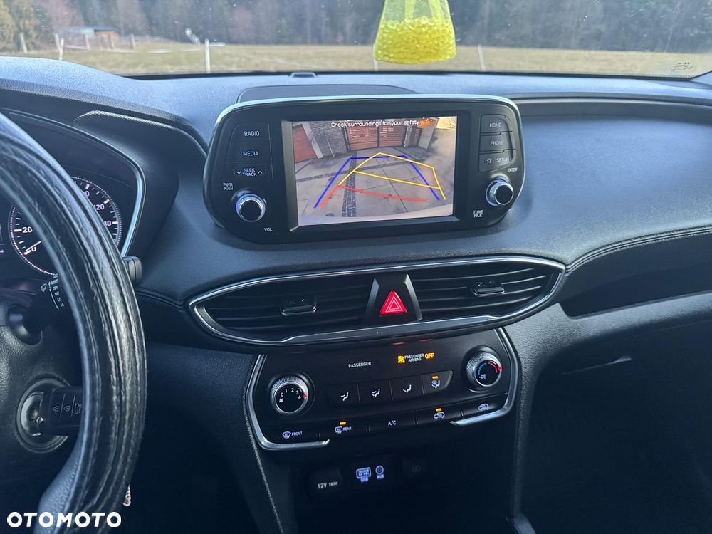 Hyundai Santa Fe - 16