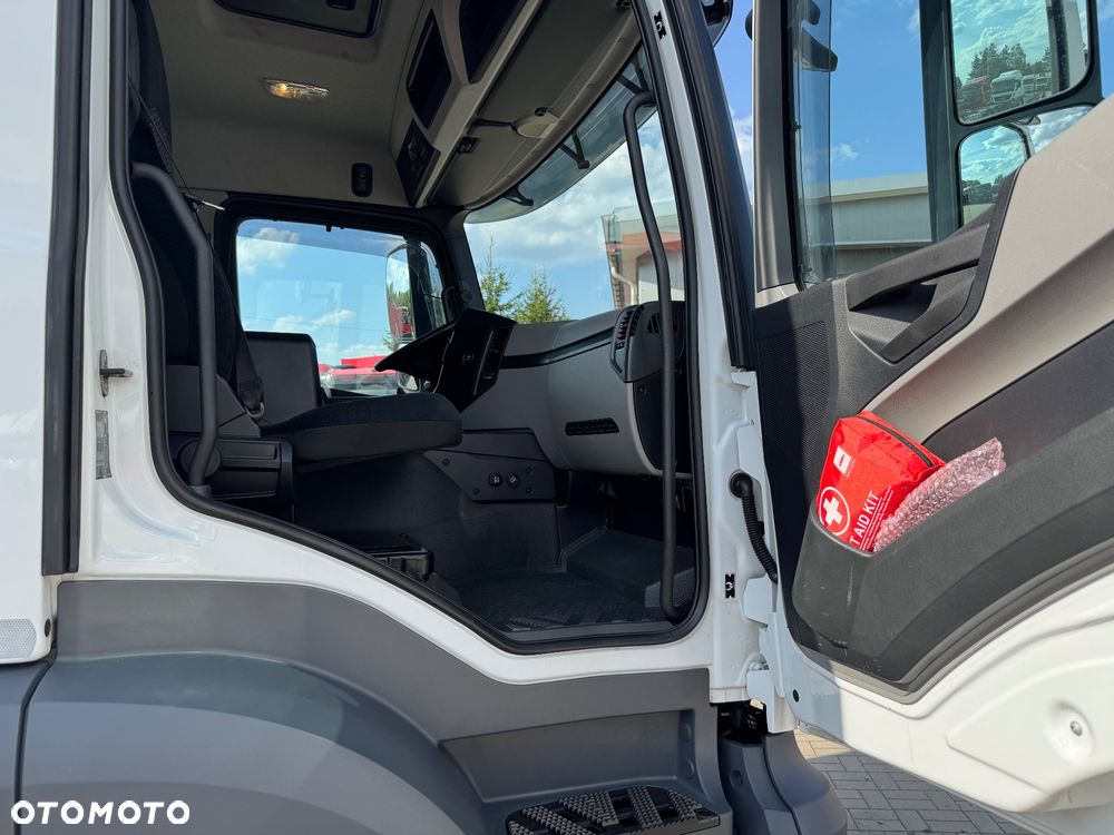 Mercedes-Benz ATEGO ANTOS - 30