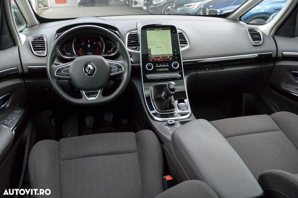 Renault Espace Energy dCi 130 Business - 28