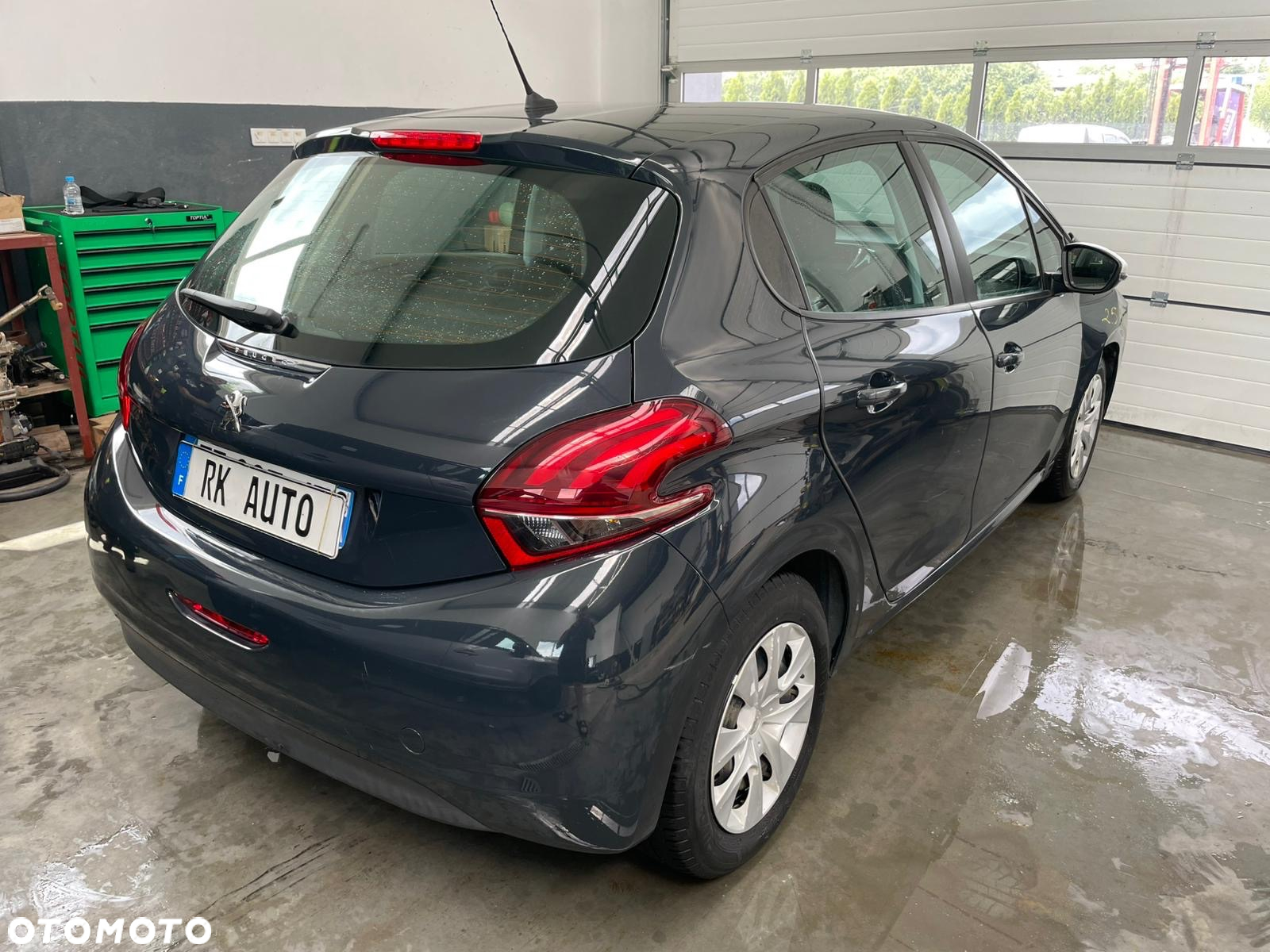 Peugeot 208 1.2 PureTech Active - 6