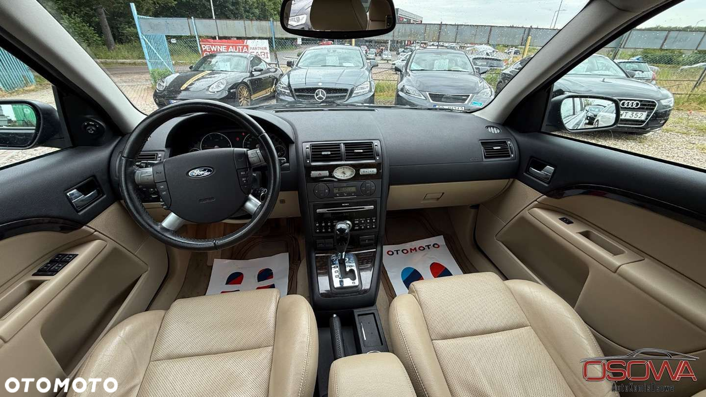 Ford Mondeo - 16