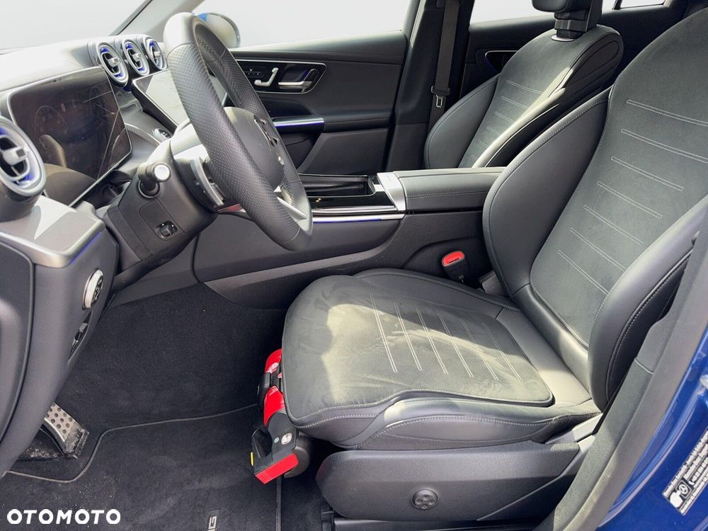 Mercedes-Benz GLC - 16