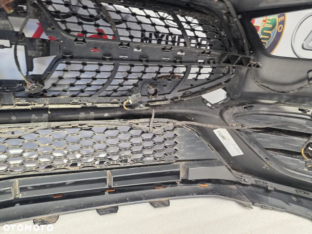 MERCEDES CLA W118 AMG 19- ZDERZAK PRZEDNI PRZÓD NA 6xPDC + ATRAPA + KRATKI + ŚLIZGI + WZMOCNIENIE + INSTALACJA ELEKTRYCZNA + BOCZNE ŚLIZGI WEWNĘTRZNE NR A118853901 + A1778859100 + A1185409413 NR AUKCJI NZ2244 - 25