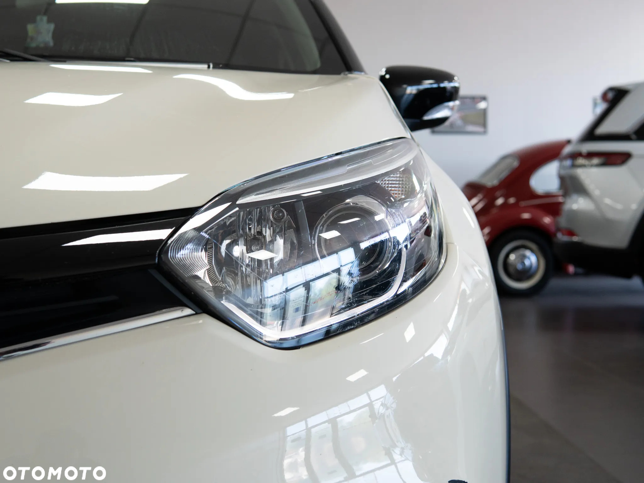 Renault Captur - 8