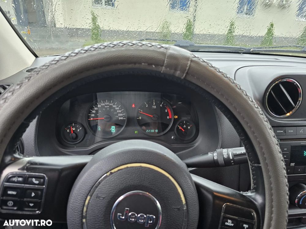 Jeep Compass - 1