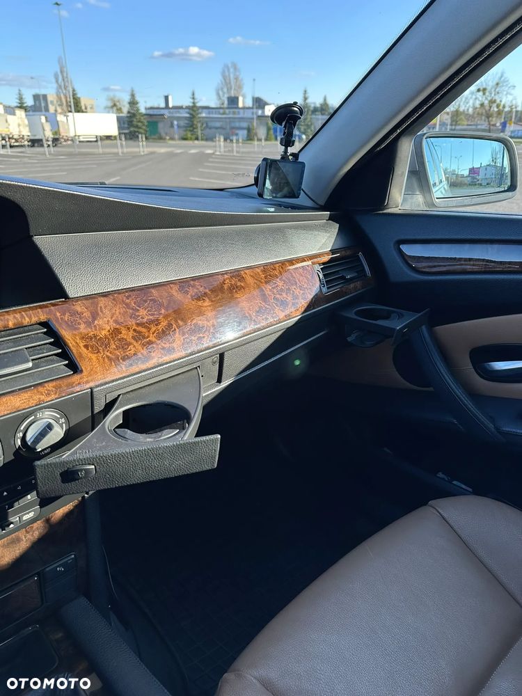 BMW Seria 5 - 23