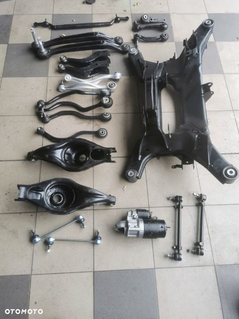 BMW Seria 8 - 9