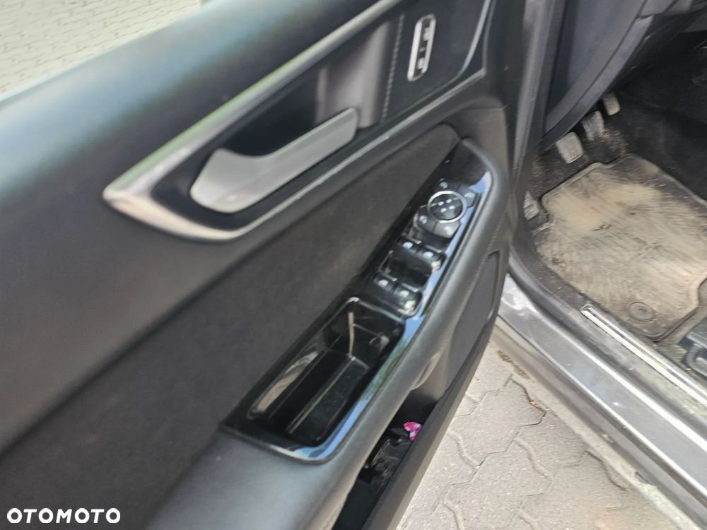 Ford Galaxy 2.0 TDCi Titanium - 13