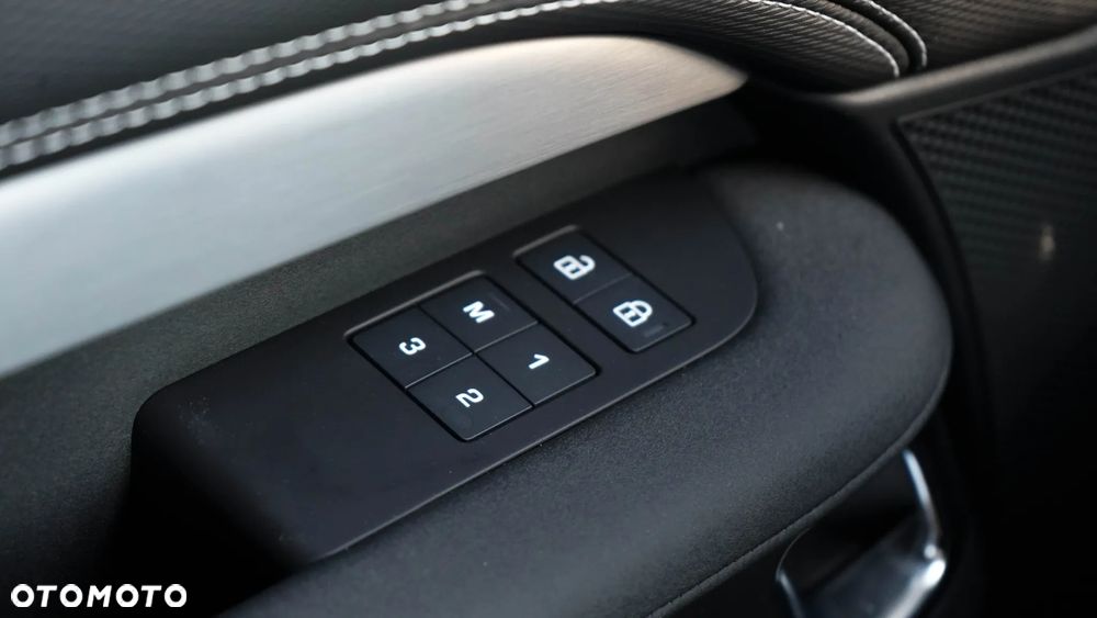 Land Rover Discovery - 14