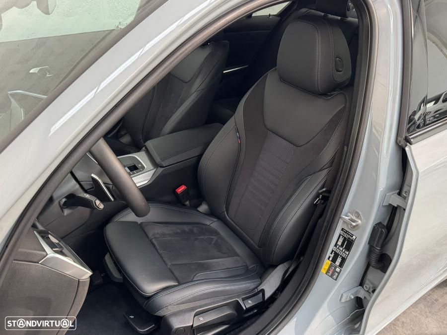 BMW 330 e Touring Pack Desportivo M Auto - 13
