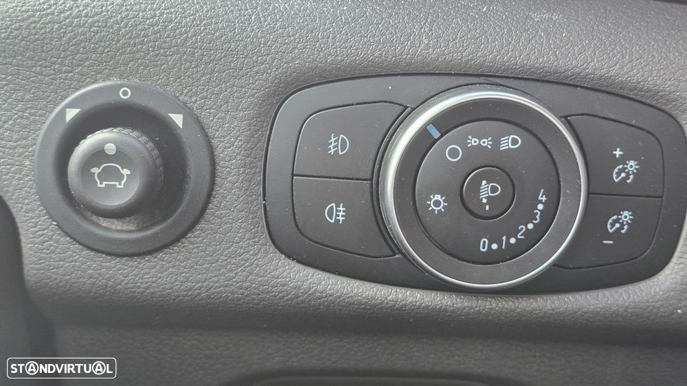 Ford Transit Transit 310 L2 2.0 EcoBlue H2 Trend 2 Portas Laterais - 11