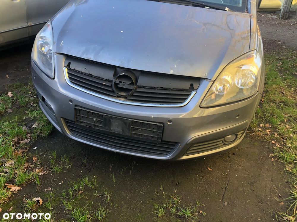OPEL ZAFIRA B ZDERZAK PRZEDNI SREBRNY    PDC  GRILL  Z155 - 1