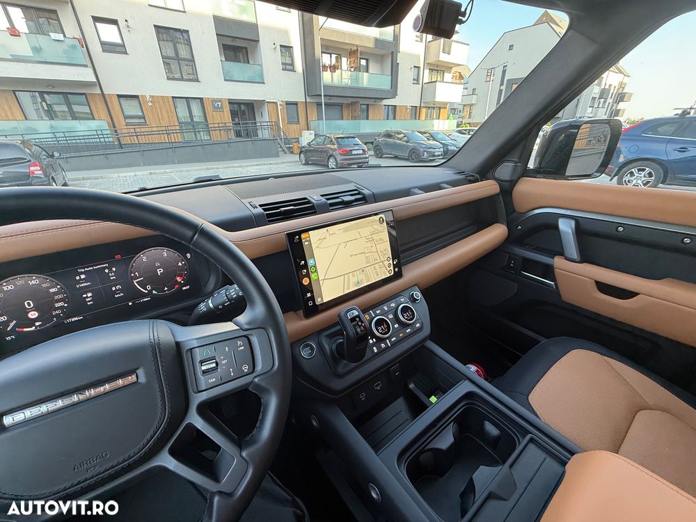 Land Rover Defender - 9