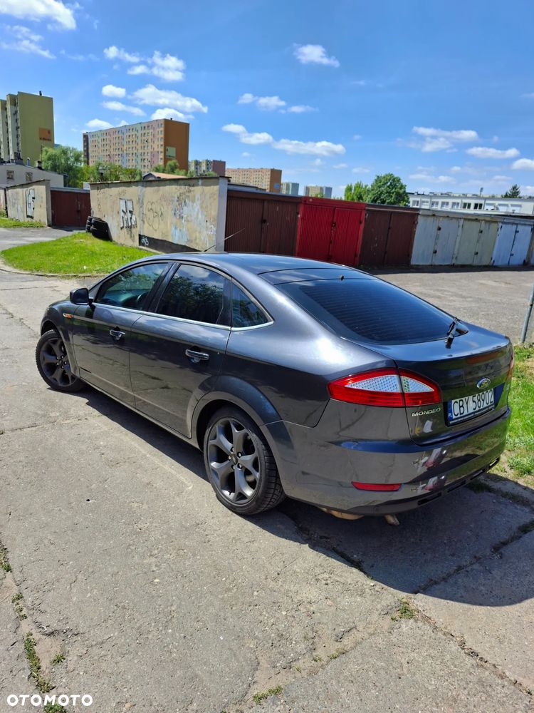 Ford Mondeo 2.0 Titanium - 2