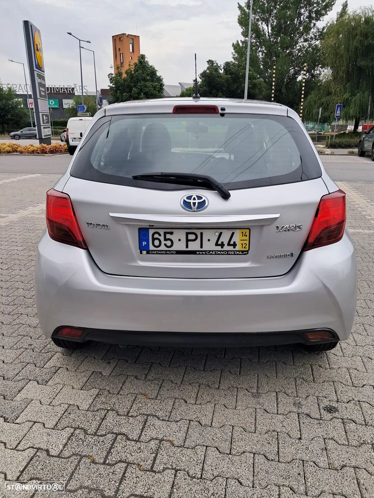 Toyota Yaris 1.5 HSD Comfort - 1