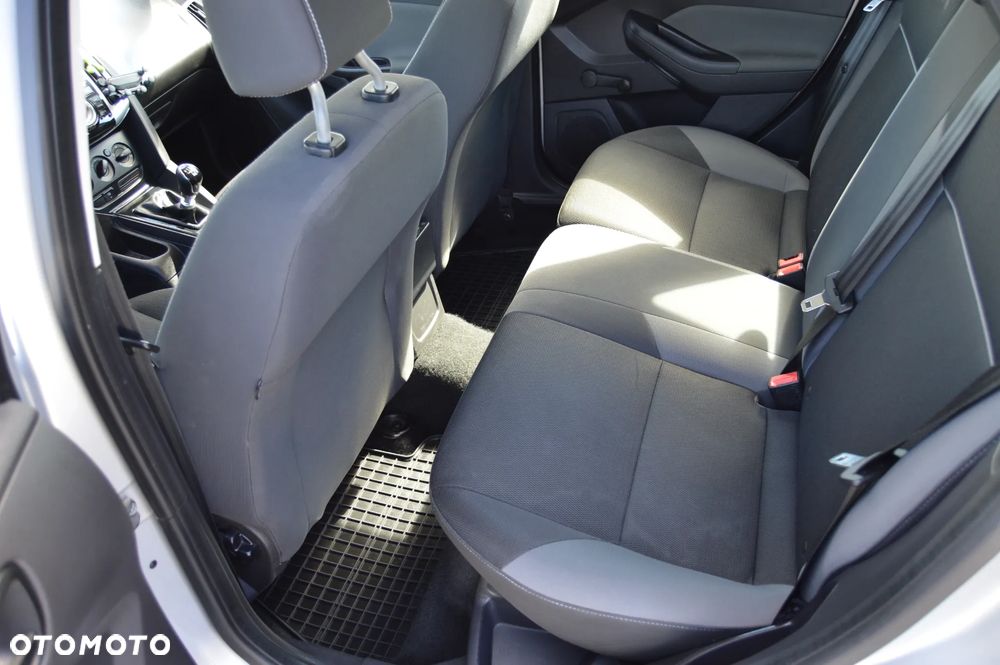 Ford Focus - 12