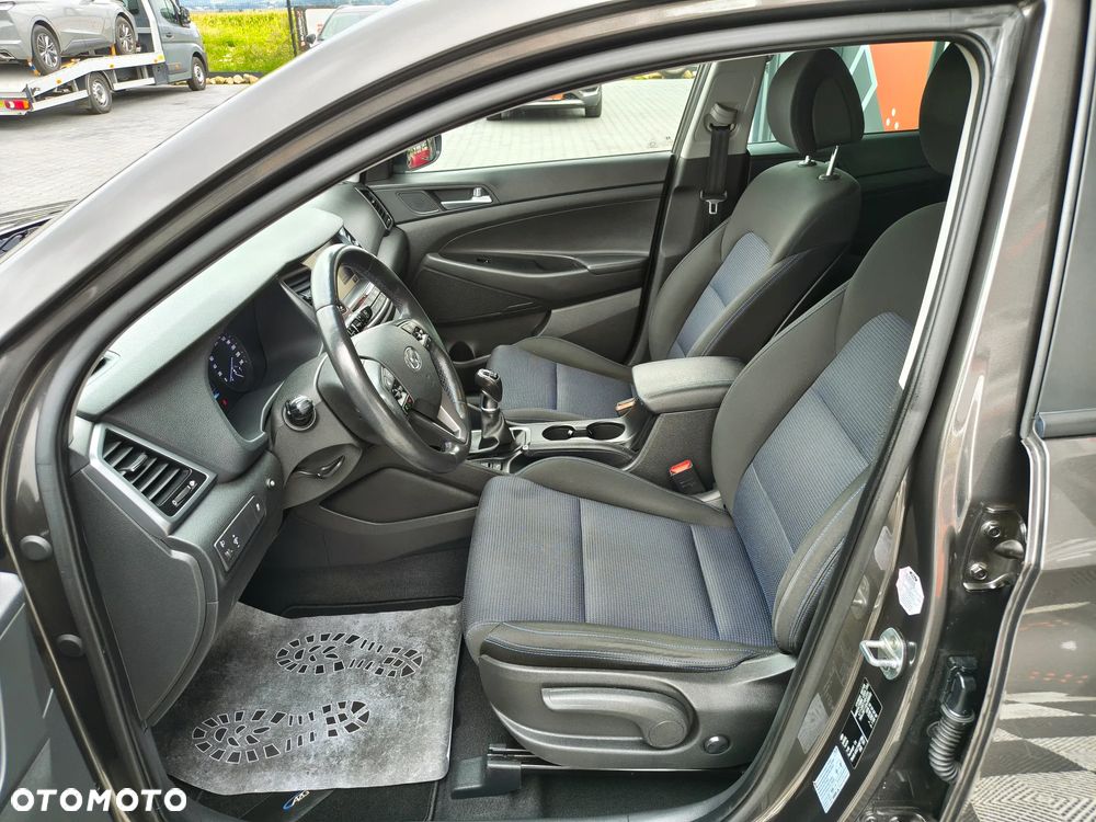 Hyundai Tucson blue 1.6 GDi 2WD Passion - 21