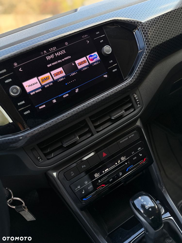 Volkswagen T-Cross 1.0 TSI Style DSG - 28