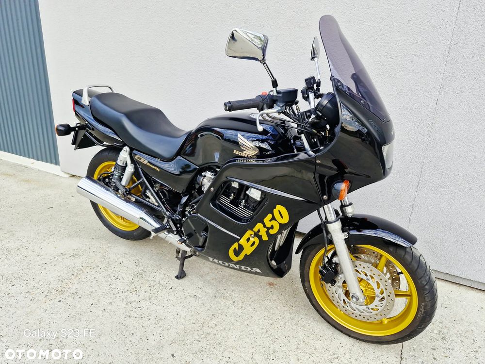 Honda CB