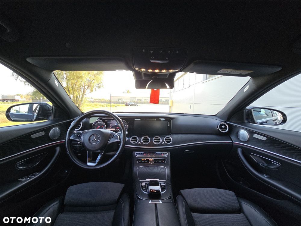Mercedes-Benz Klasa E 250 9G-TRONIC - 3