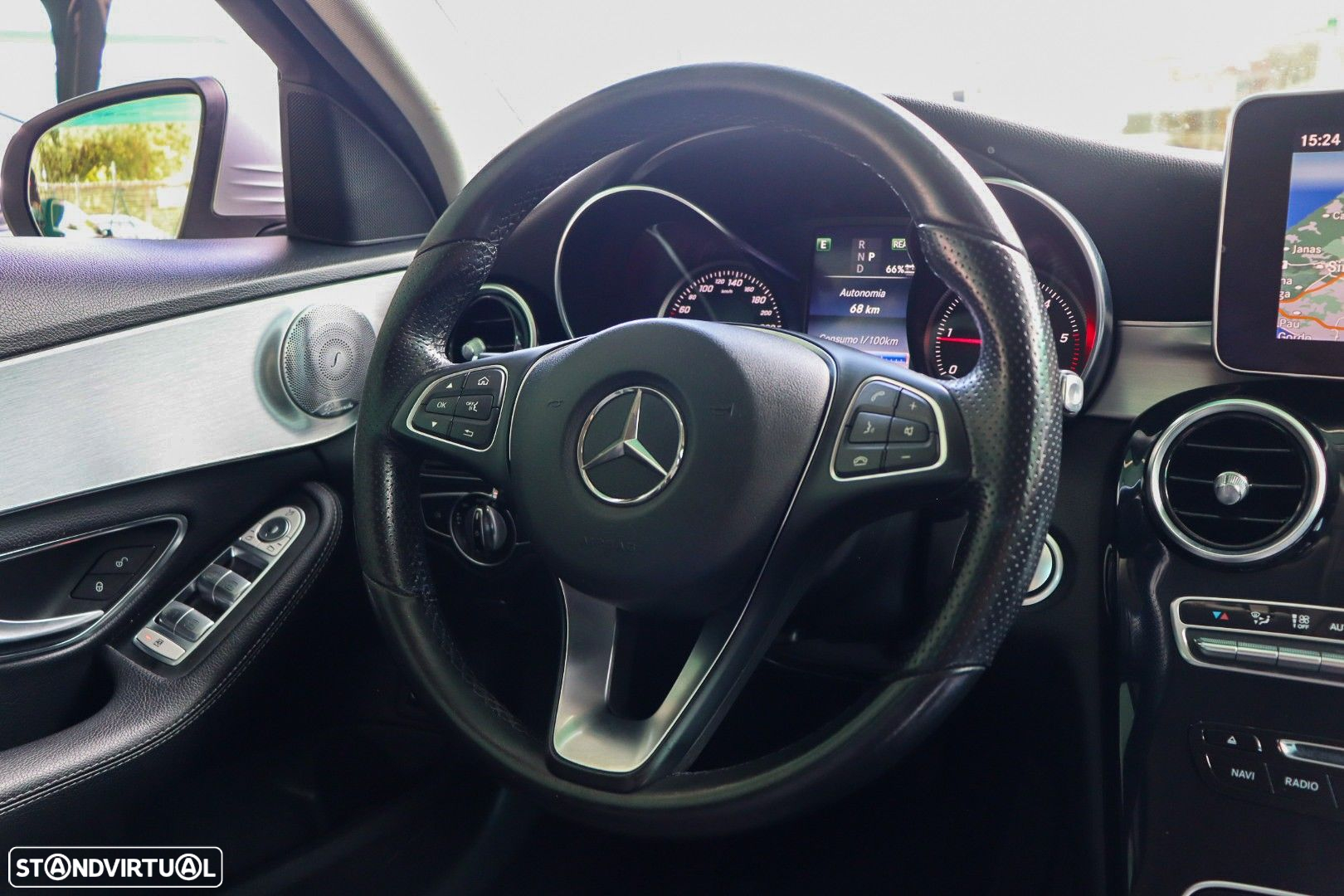 Mercedes-Benz C 300 h Avantgarde - 12