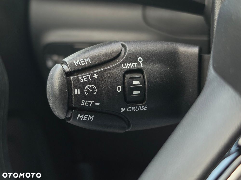 Citroën C3 1.2 PureTech Max EAT6 - 19