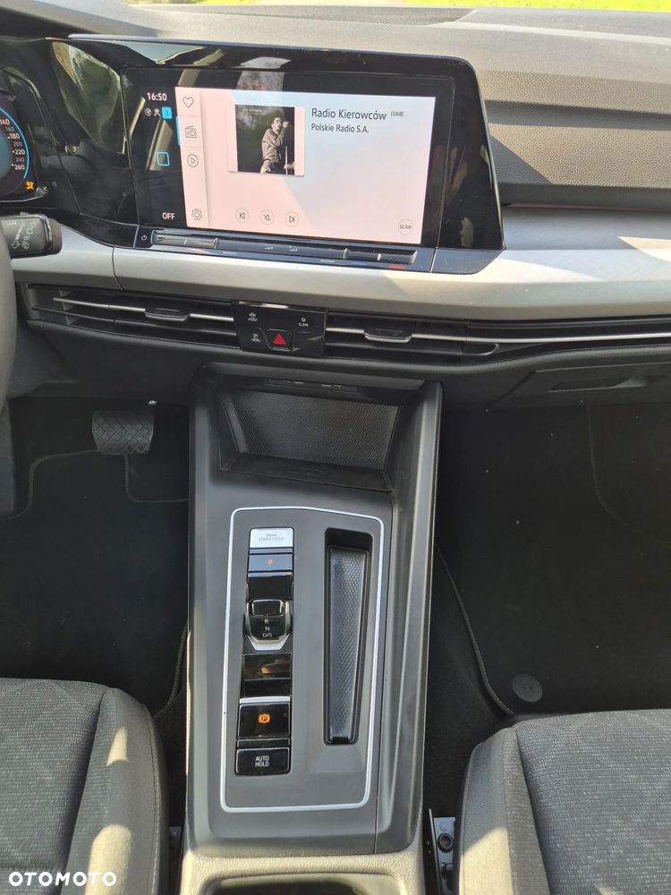 Volkswagen Golf 1.0 eTSI OPF DSG Active - 25