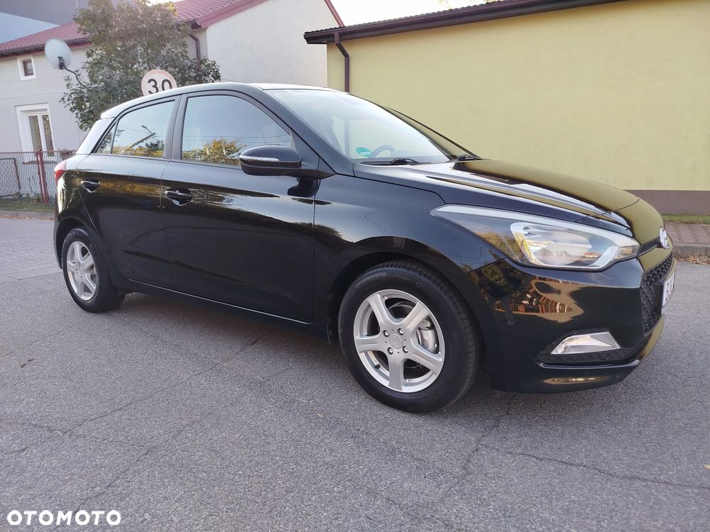 Hyundai ix20 1.4 blue YES Plus - 38