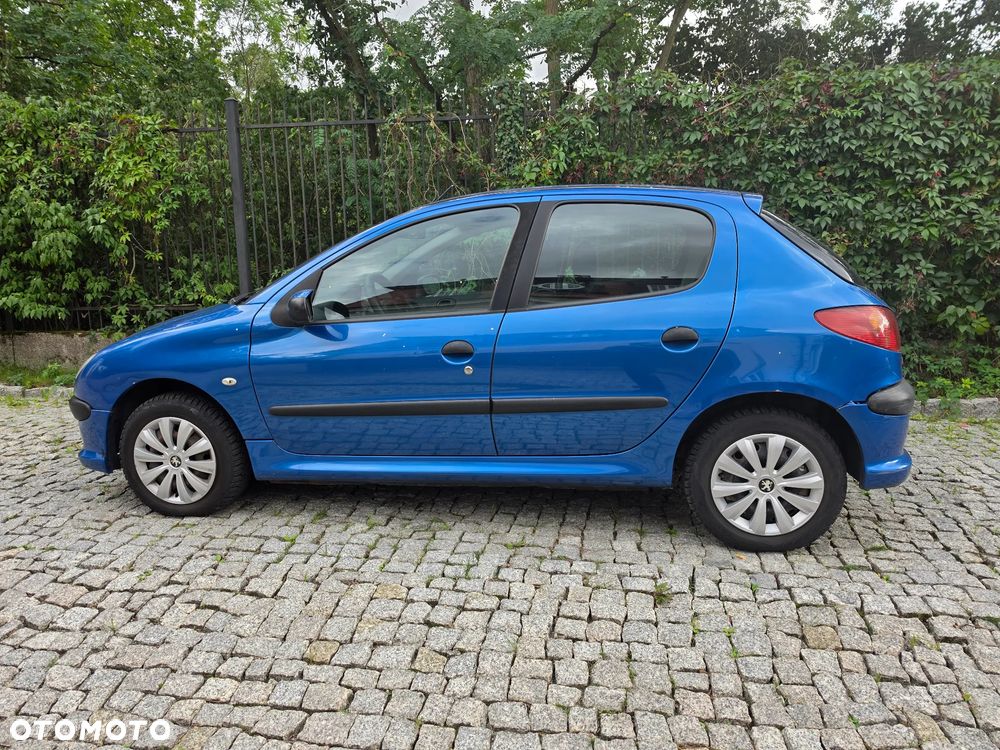 Peugeot 206 2007 photo 4